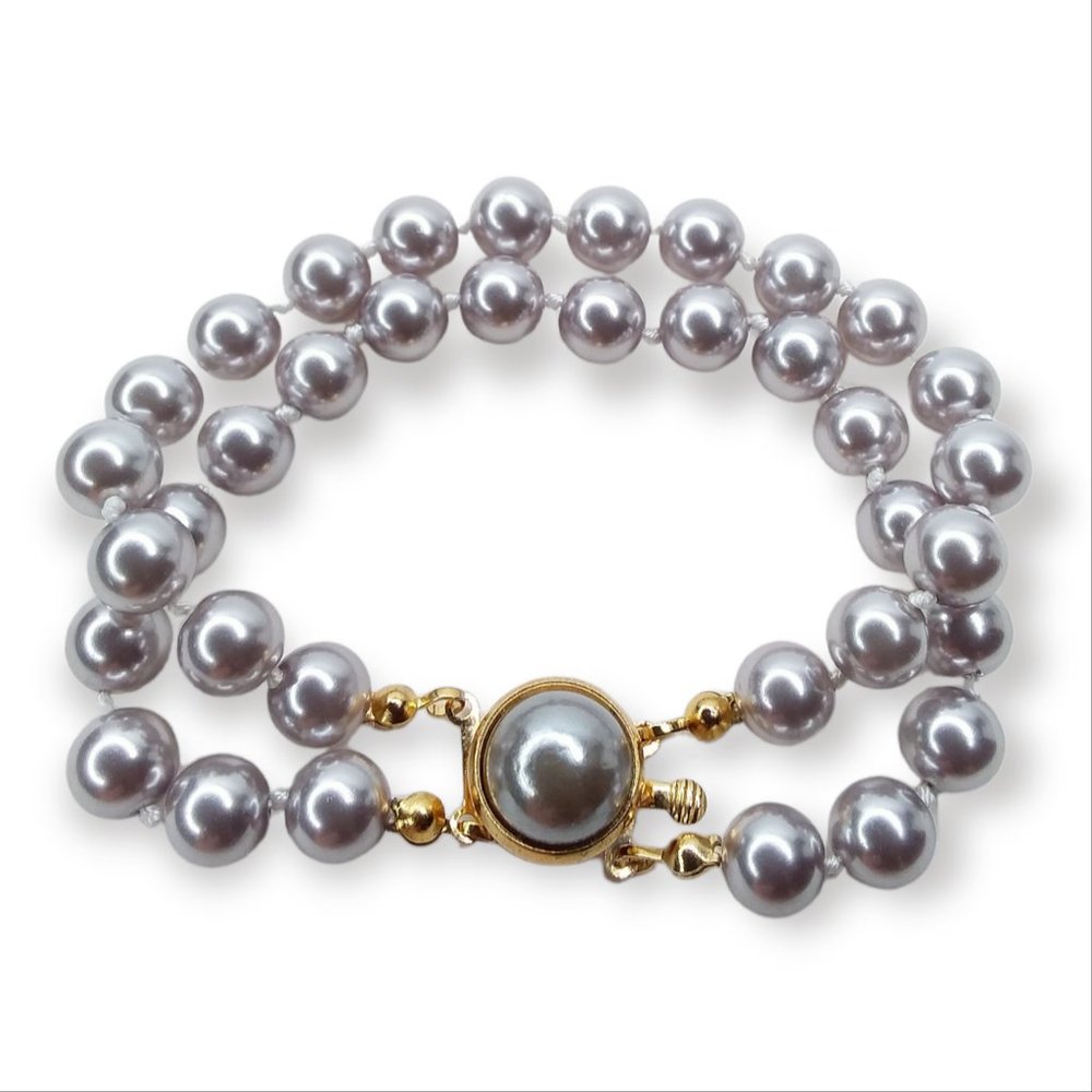 Vtg Faux Silver Pearl Double Strand Bracelet 7.5in 8mm Pearls Gold Tone Clasp